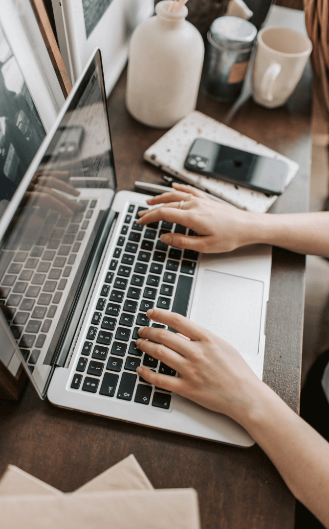 بیا وب شرکت طراحی وب سایت حرفه ای در شیرا